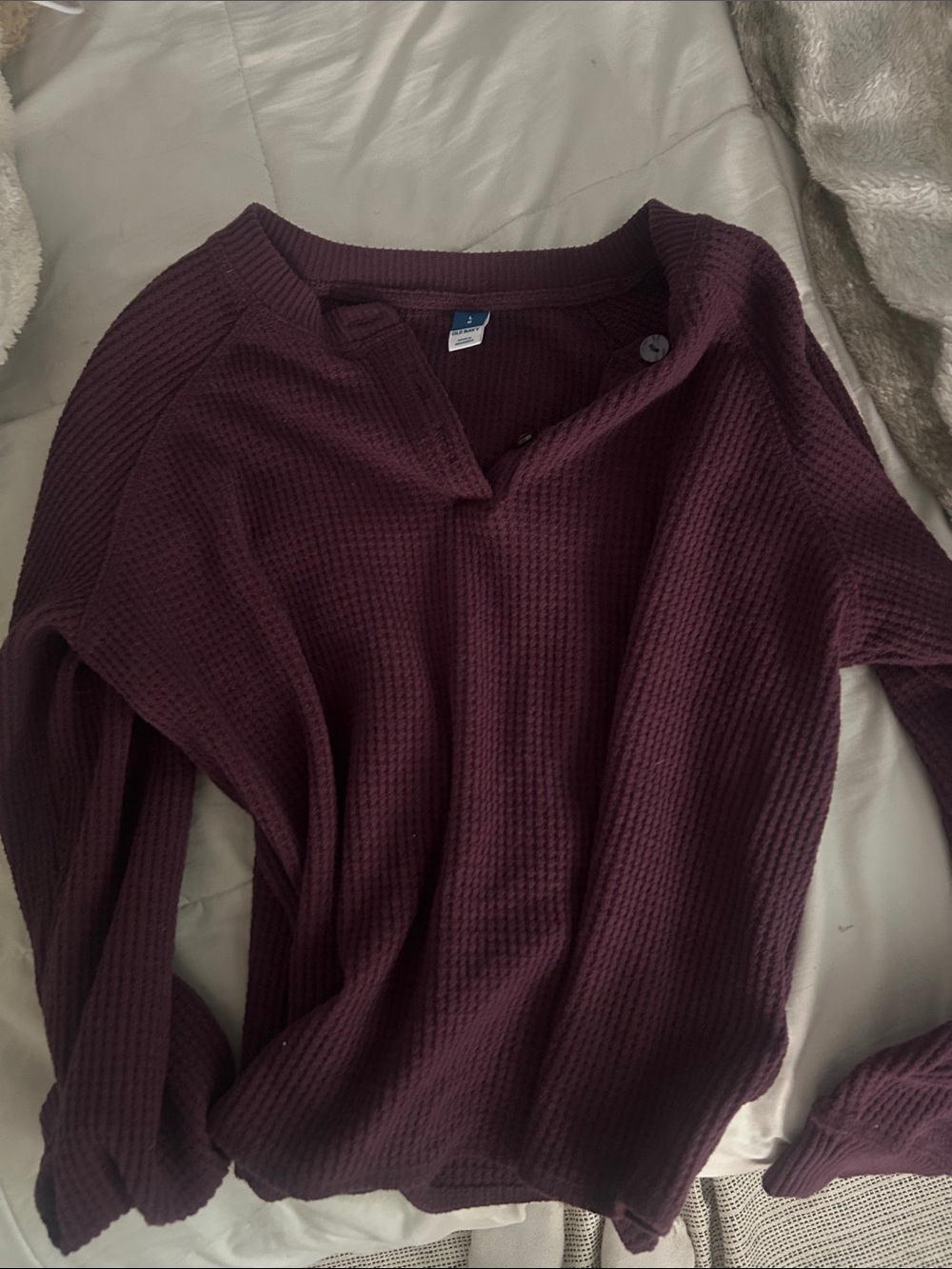 Old Navy Women's Deep Burgundy Pullover Sweater